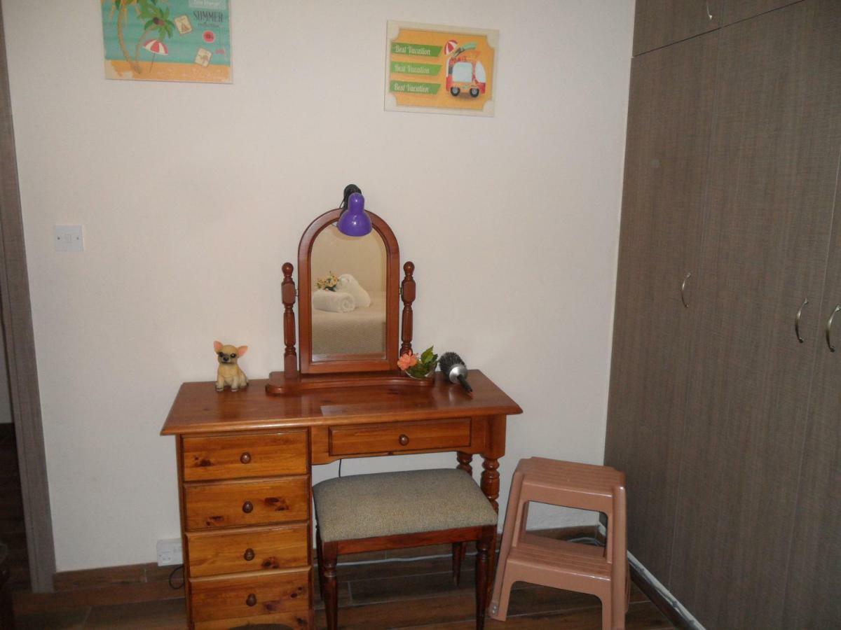 Sunshine Apts, Two Bedroom , Free Internet, No 3 Ajia Napa Zewnętrze zdjęcie