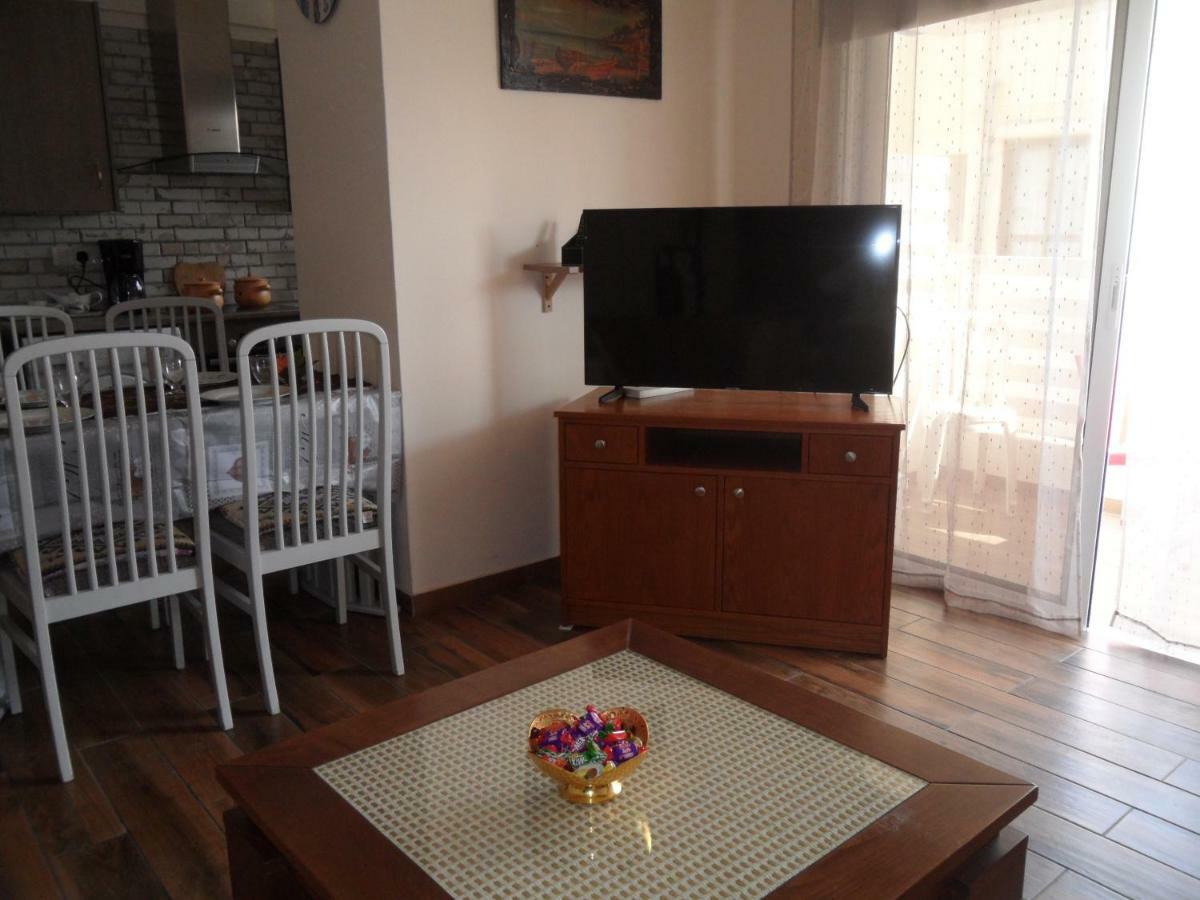 Sunshine Apts, Two Bedroom , Free Internet, No 3 Ajia Napa Zewnętrze zdjęcie