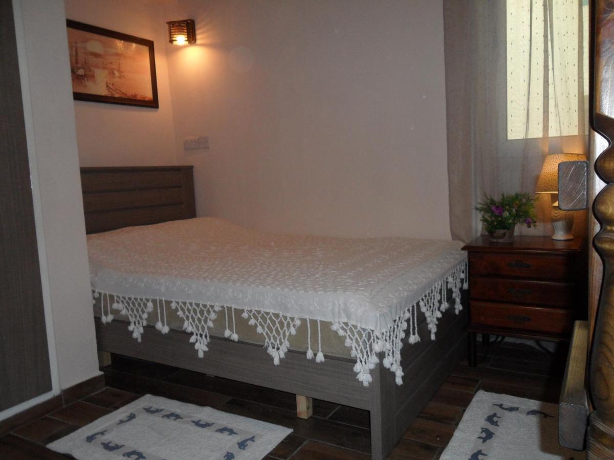 Sunshine Apts, Two Bedroom , Free Internet, No 3 Ajia Napa Zewnętrze zdjęcie